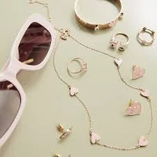 مجوهرات واكسسوارات